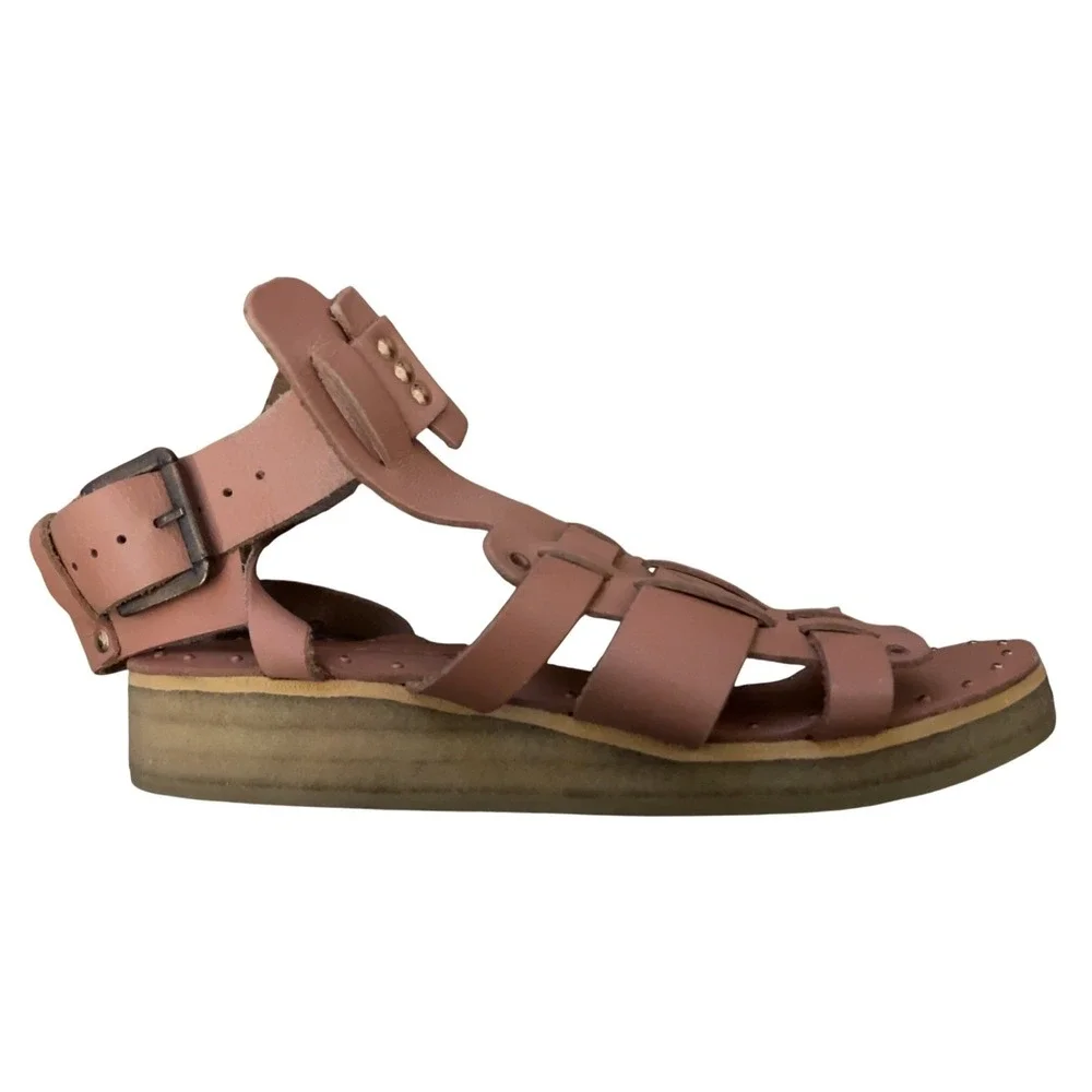 Free People Marianne wedge leather gladiator sandals buckles SZ: 38 EU‎ 7.5 US